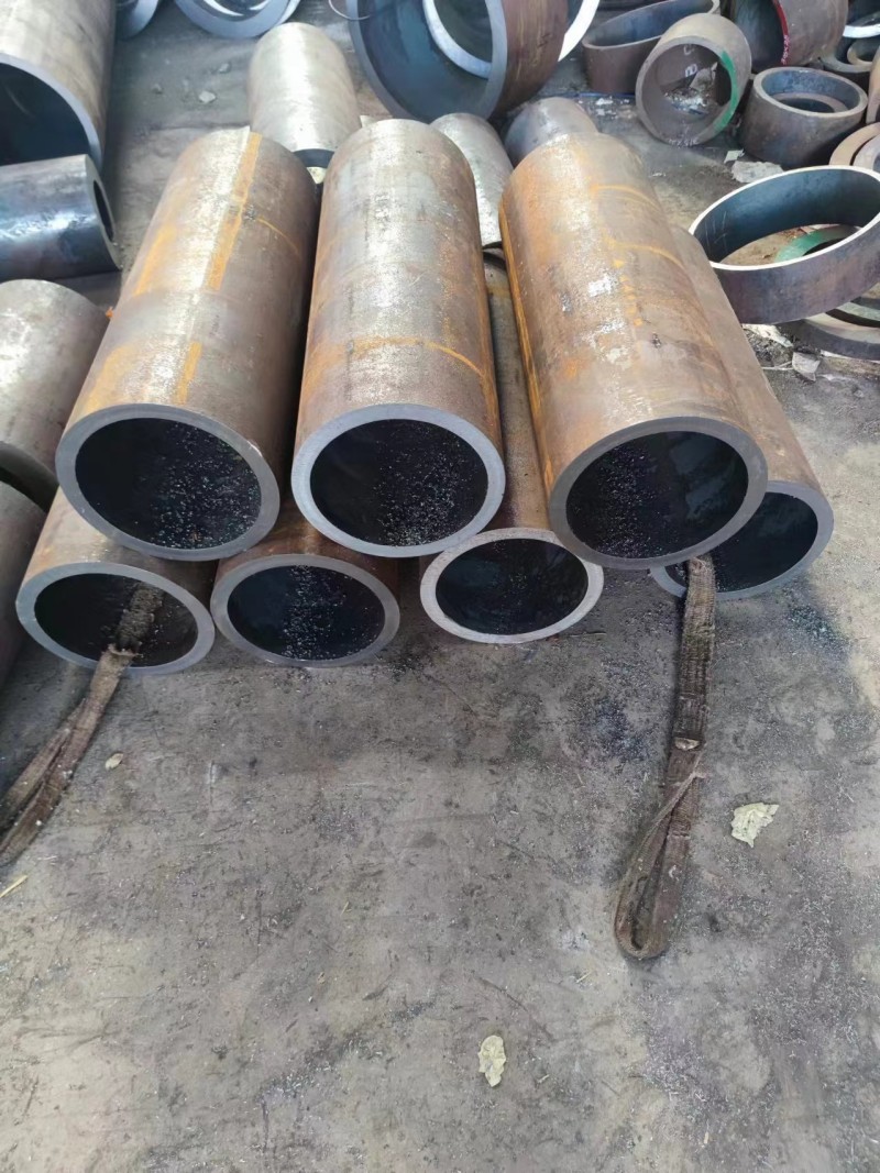 河口河口河口12Cr1MovG无缝钢管切割